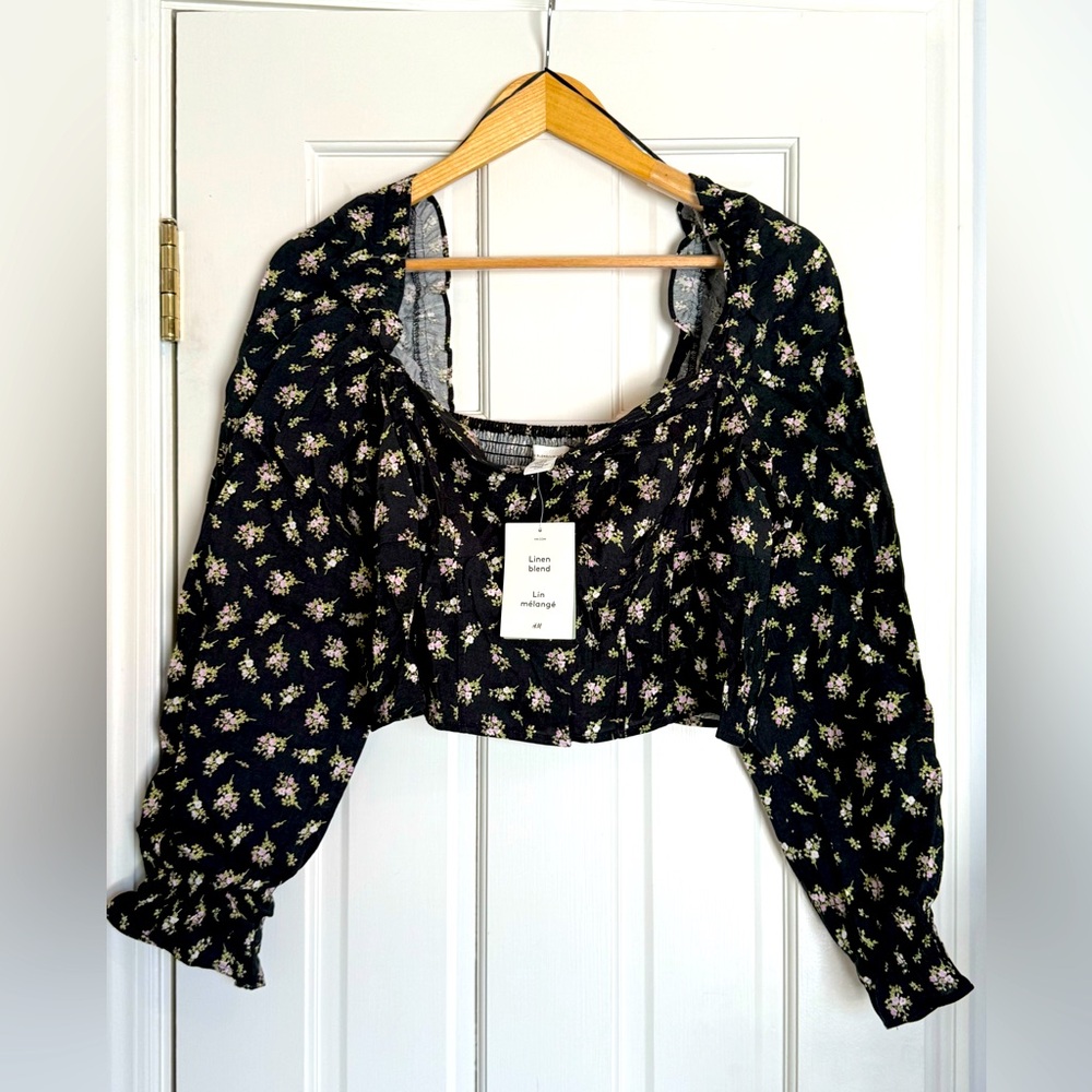 H&M Cropped Smocked Floral Blouse